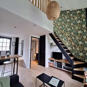 appartement-tout-confort-dans-une-maison-de-ville.hotels-rhonealpes.com/